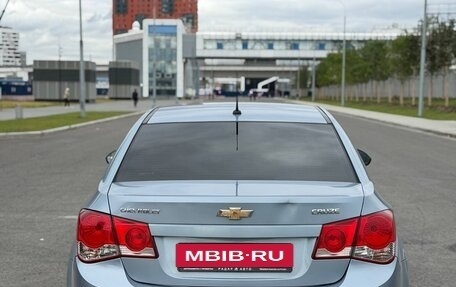 Chevrolet Cruze II, 2010 год, 575 000 рублей, 6 фотография
