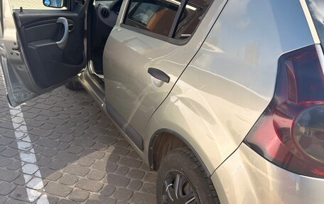Renault Sandero I, 2010 год, 450 000 рублей, 4 фотография