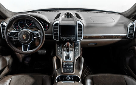 Porsche Cayenne III, 2015 год, 3 800 000 рублей, 17 фотография