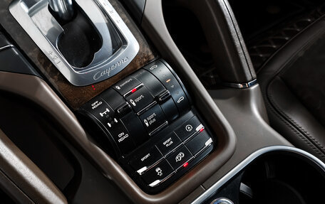 Porsche Cayenne III, 2015 год, 3 800 000 рублей, 24 фотография