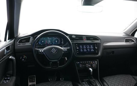 Volkswagen Tiguan II, 2019 год, 2 149 077 рублей, 6 фотография