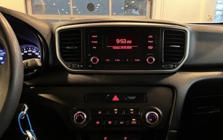 KIA Sportage IV рестайлинг, 2020 год, 2 138 000 рублей, 13 фотография