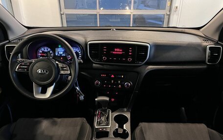 KIA Sportage IV рестайлинг, 2020 год, 2 138 000 рублей, 9 фотография