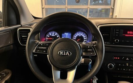 KIA Sportage IV рестайлинг, 2020 год, 2 138 000 рублей, 10 фотография