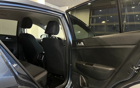 KIA Sportage IV рестайлинг, 2020 год, 2 138 000 рублей, 26 фотография