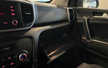 KIA Sportage IV рестайлинг, 2020 год, 2 138 000 рублей, 30 фотография