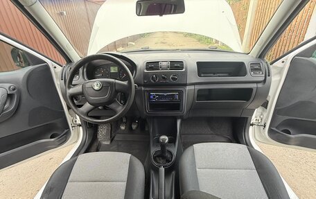 Skoda Fabia II, 2012 год, 500 000 рублей, 17 фотография