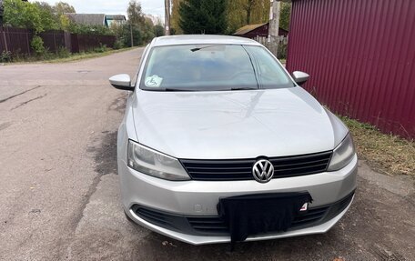 Volkswagen Jetta VI, 2014 год, 900 000 рублей, 12 фотография