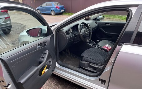 Volkswagen Jetta VI, 2014 год, 900 000 рублей, 7 фотография