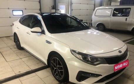 KIA Optima IV, 2018 год, 1 800 000 рублей, 1 фотография