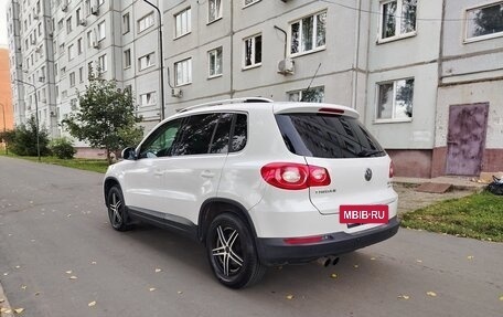 Volkswagen Tiguan I, 2011 год, 1 130 000 рублей, 10 фотография