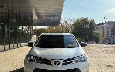 Toyota RAV4, 2013 год, 1 680 000 рублей, 1 фотография