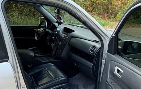 Honda Pilot III рестайлинг, 2012 год, 2 070 000 рублей, 18 фотография