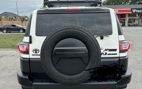 Toyota FJ Cruiser, 2022 год, 4 890 000 рублей, 4 фотография