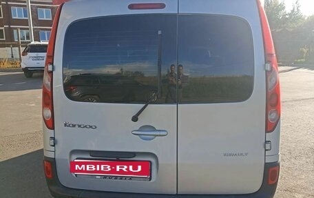 Renault Kangoo II рестайлинг, 2012 год, 650 000 рублей, 2 фотография