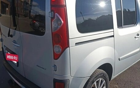Renault Kangoo II рестайлинг, 2012 год, 650 000 рублей, 7 фотография