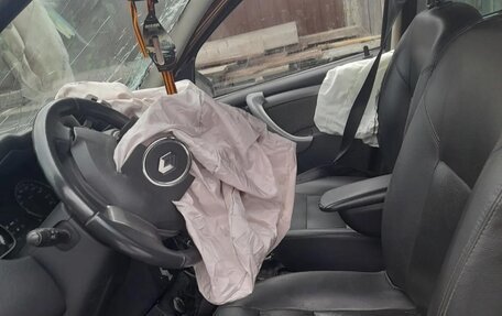 Renault Duster I рестайлинг, 2012 год, 300 000 рублей, 3 фотография