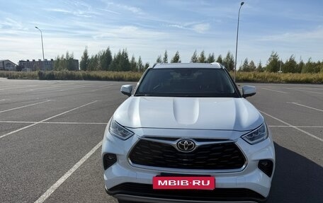 Toyota Highlander, 2025 год, 5 450 000 рублей, 4 фотография