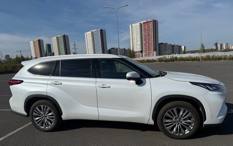 Toyota Highlander, 2025 год, 5 450 000 рублей, 7 фотография
