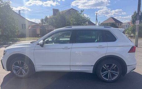 Volkswagen Tiguan II, 2020 год, 3 350 000 рублей, 2 фотография