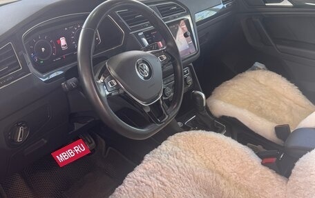 Volkswagen Tiguan II, 2020 год, 3 350 000 рублей, 9 фотография