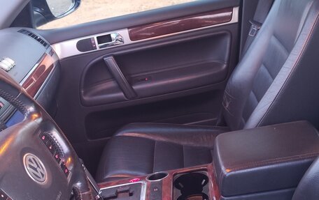 Volkswagen Touareg III, 2007 год, 820 000 рублей, 5 фотография