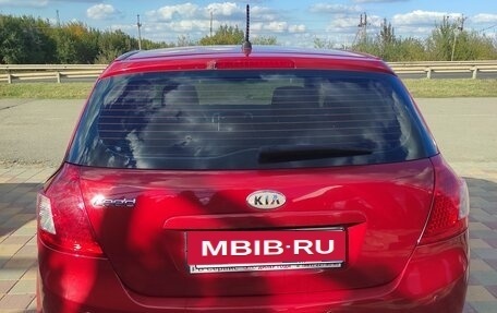 KIA cee'd I рестайлинг, 2010 год, 690 000 рублей, 4 фотография