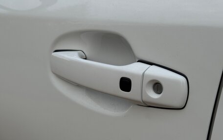 Toyota Land Cruiser 200, 2011 год, 2 490 000 рублей, 15 фотография