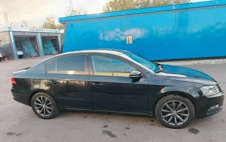 Volkswagen Passat B7, 2011 год, 950 000 рублей, 4 фотография