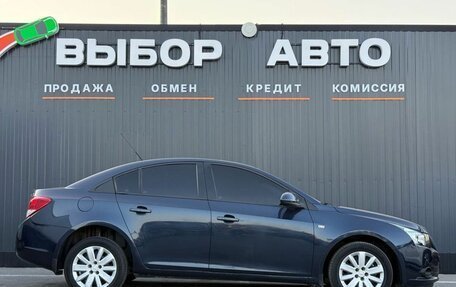Chevrolet Cruze II, 2010 год, 659 000 рублей, 3 фотография