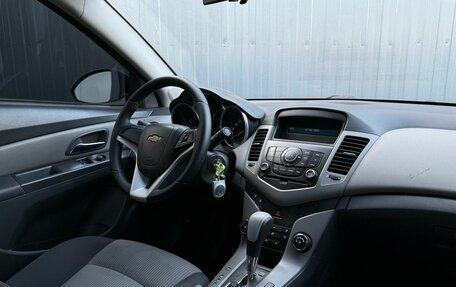 Chevrolet Cruze II, 2010 год, 659 000 рублей, 13 фотография