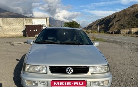 Volkswagen Passat B4, 1994 год, 530 000 рублей, 5 фотография