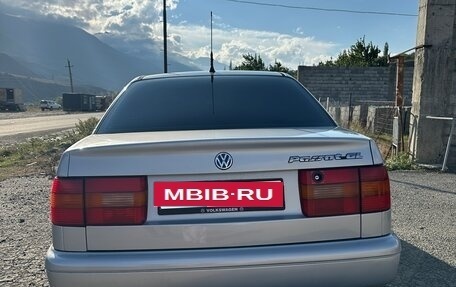 Volkswagen Passat B4, 1994 год, 530 000 рублей, 2 фотография