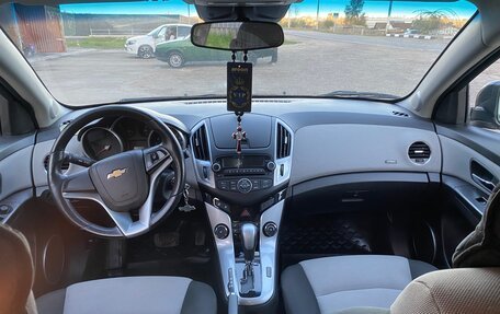 Chevrolet Cruze II, 2013 год, 710 000 рублей, 2 фотография