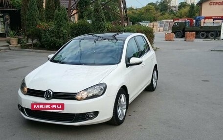 Volkswagen Golf VI, 2011 год, 780 000 рублей, 2 фотография