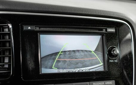 Mitsubishi Outlander III рестайлинг 3, 2016 год, 1 750 000 рублей, 11 фотография