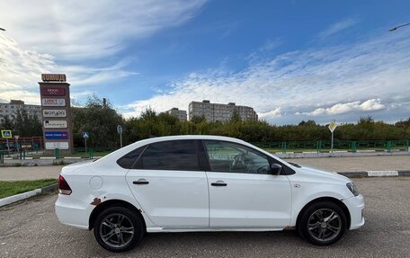 Volkswagen Polo VI (EU Market), 2018 год, 750 000 рублей, 13 фотография