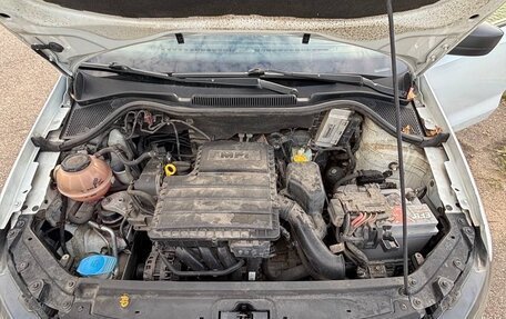 Volkswagen Polo VI (EU Market), 2018 год, 750 000 рублей, 22 фотография