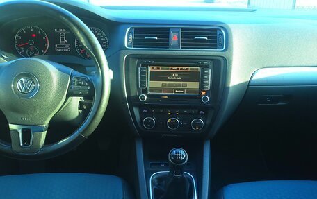 Volkswagen Jetta VI, 2013 год, 1 330 000 рублей, 16 фотография