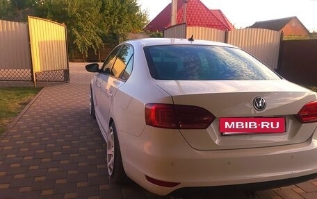 Volkswagen Jetta VI, 2013 год, 1 330 000 рублей, 5 фотография