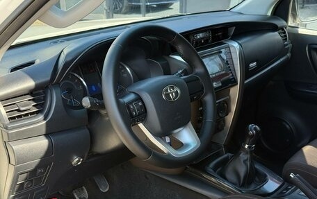 Toyota Fortuner II, 2018 год, 2 290 000 рублей, 10 фотография