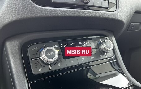 Volkswagen Touareg III, 2017 год, 3 790 000 рублей, 25 фотография