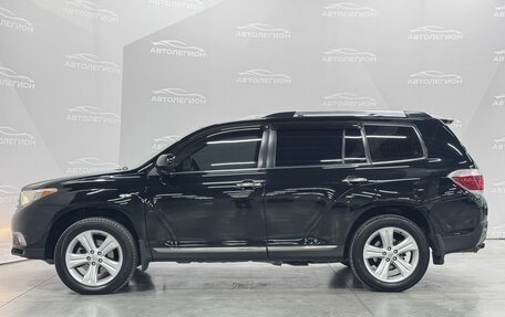 Toyota Highlander III, 2011 год, 1 980 000 рублей, 2 фотография