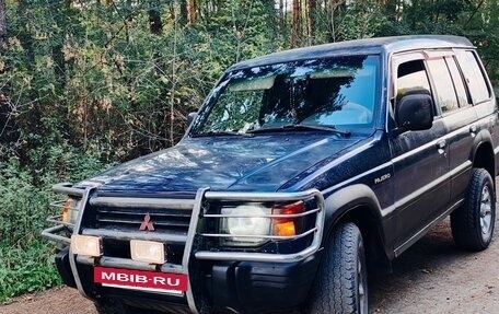 Mitsubishi Pajero III рестайлинг, 1993 год, 600 000 рублей, 4 фотография