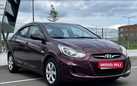 Hyundai Solaris II рестайлинг, 2013 год, 820 000 рублей, 4 фотография