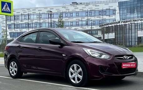 Hyundai Solaris II рестайлинг, 2013 год, 820 000 рублей, 1 фотография