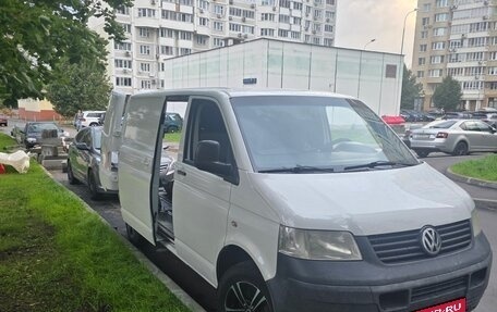 Volkswagen Transporter T5 рестайлинг, 2008 год, 1 000 000 рублей, 1 фотография