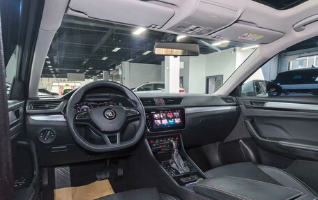 Skoda Superb III рестайлинг, 2023 год, 1 540 000 рублей, 13 фотография