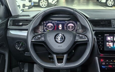 Skoda Superb III рестайлинг, 2023 год, 1 540 000 рублей, 14 фотография