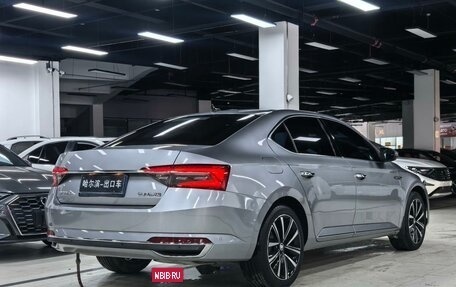 Skoda Superb III рестайлинг, 2023 год, 1 540 000 рублей, 8 фотография